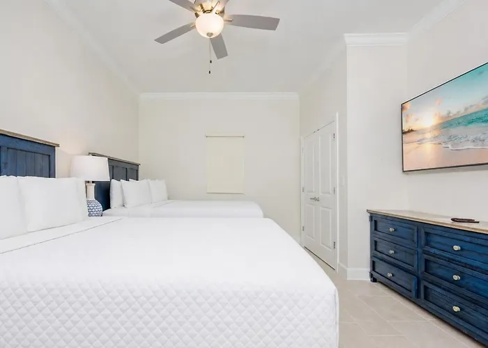 Phoenix Ii 1403 Apartment *